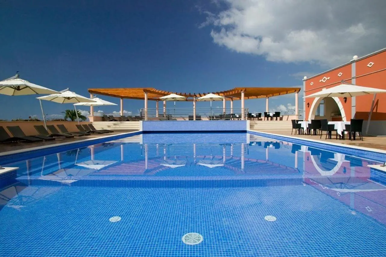 Villa Bougainvillea Palheiro Village By Hr Madeira Funchal  Portugal