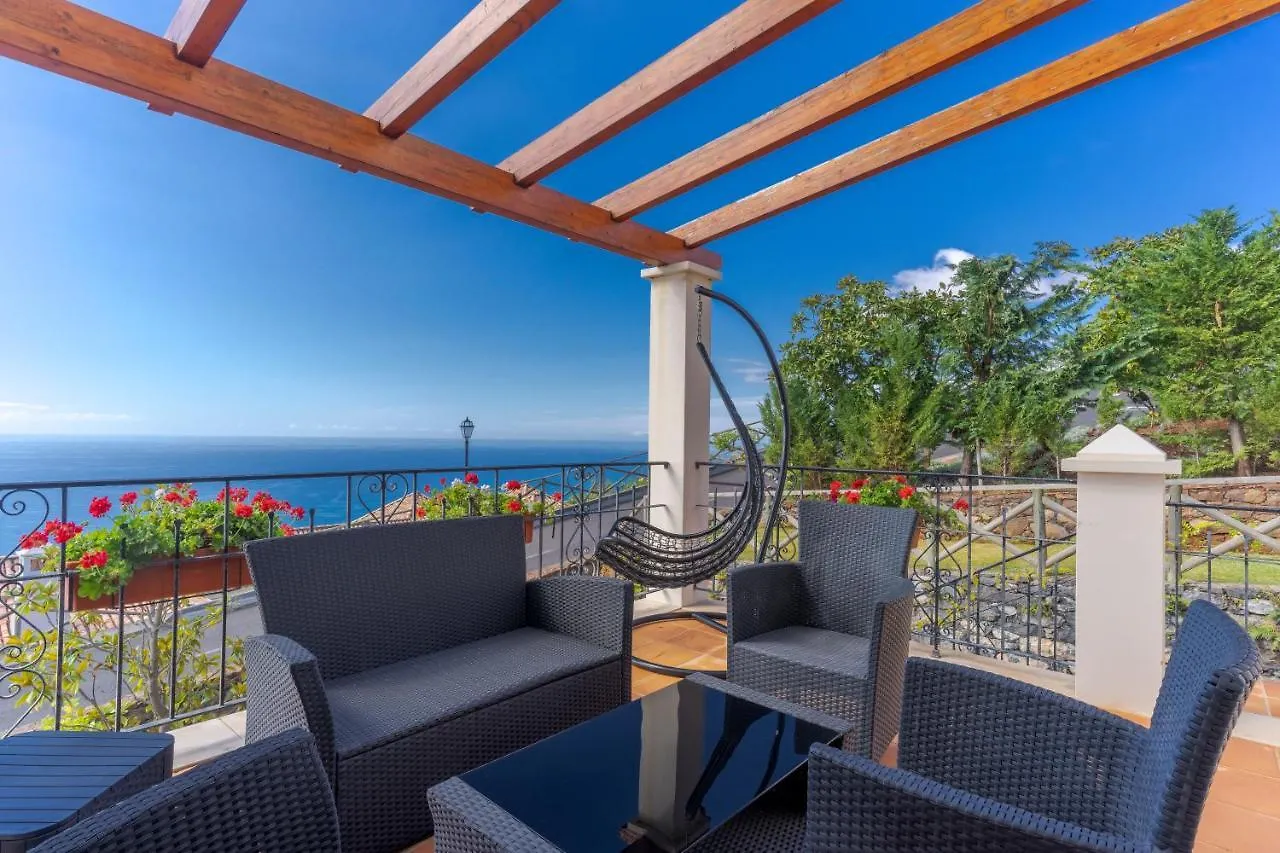 Villa Bougainvillea Palheiro Village By Hr Madeira Funchal