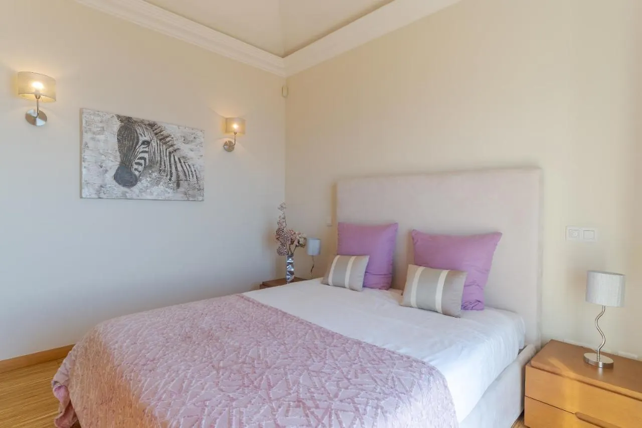 Villa Bougainvillea Palheiro Village By Hr Madeira Funchal 0*,