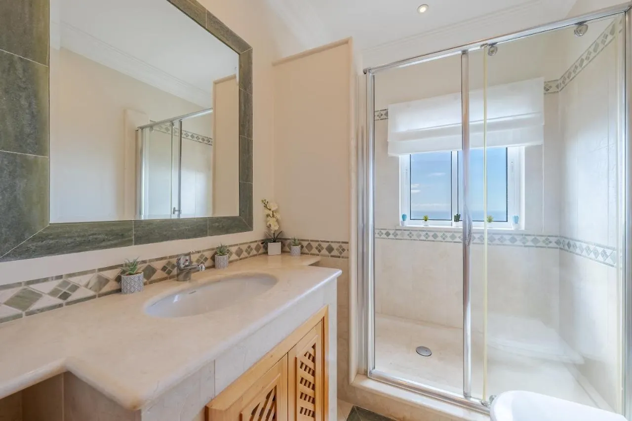 Villa Bougainvillea Palheiro Village By Hr Madeira Funchal